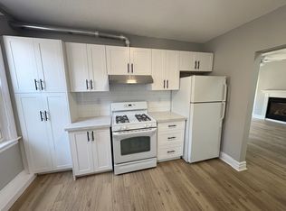 144 Locke St S #5, Hamilton, ON L8P 4A9