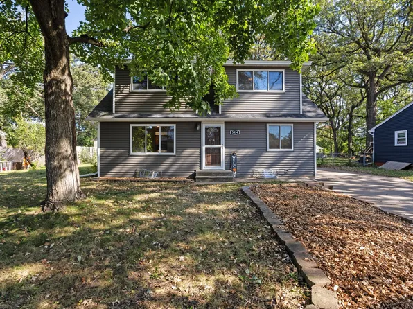 5434 Jackson Dr, Mounds View, MN 55112
