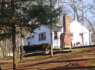 64 Lovers Ln, East Lyme, CT 06333
