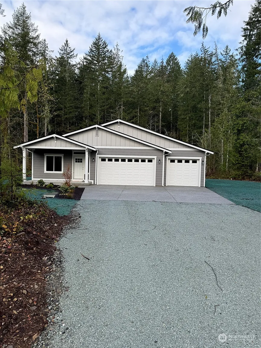 8686 Timberland Court photo 1