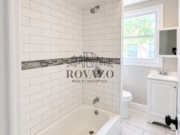 3rd image of 136 Shepard Ave #5