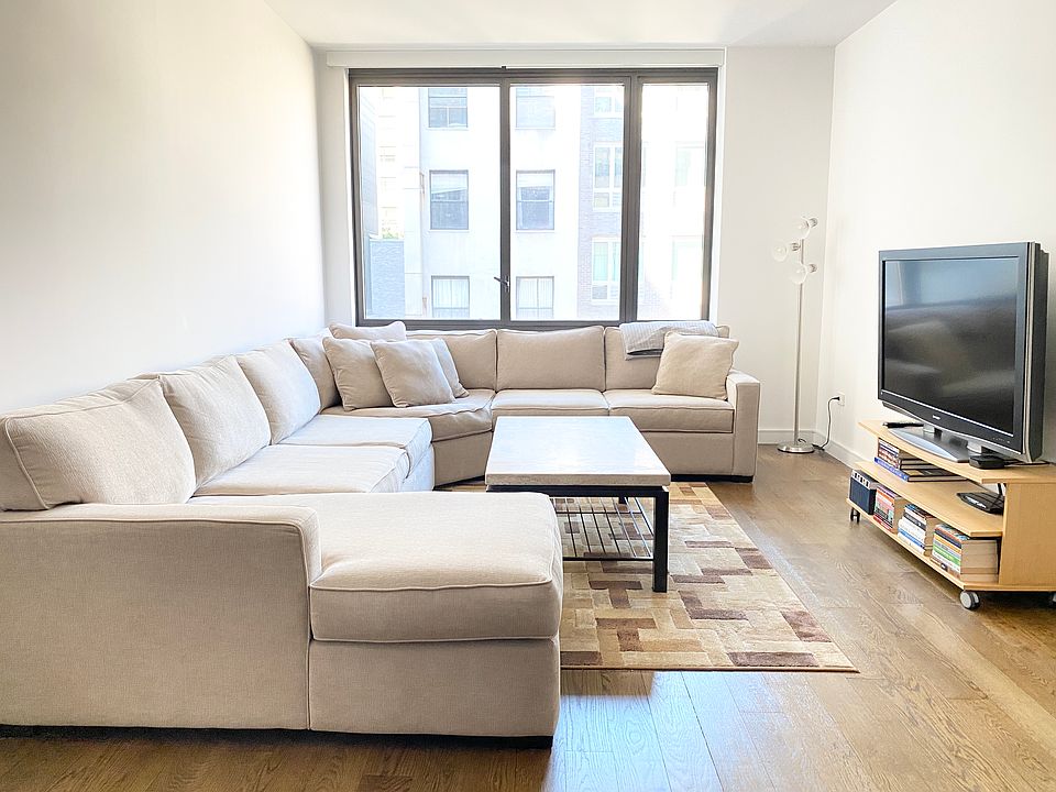 1st image of 211 E 13th St #4J