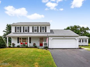 39 Circle View Dr, Elysburg, PA 17824