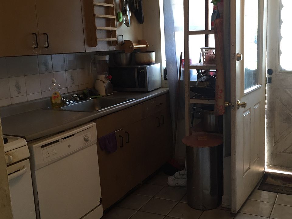 1st image of 87A Pond Way #A