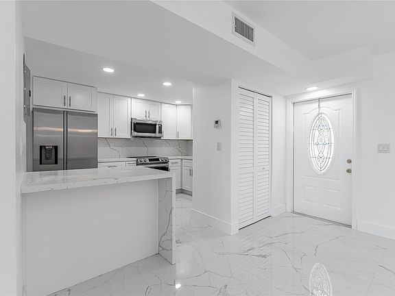 2nd image of 9811 N Hollybrook Lake Drive #205