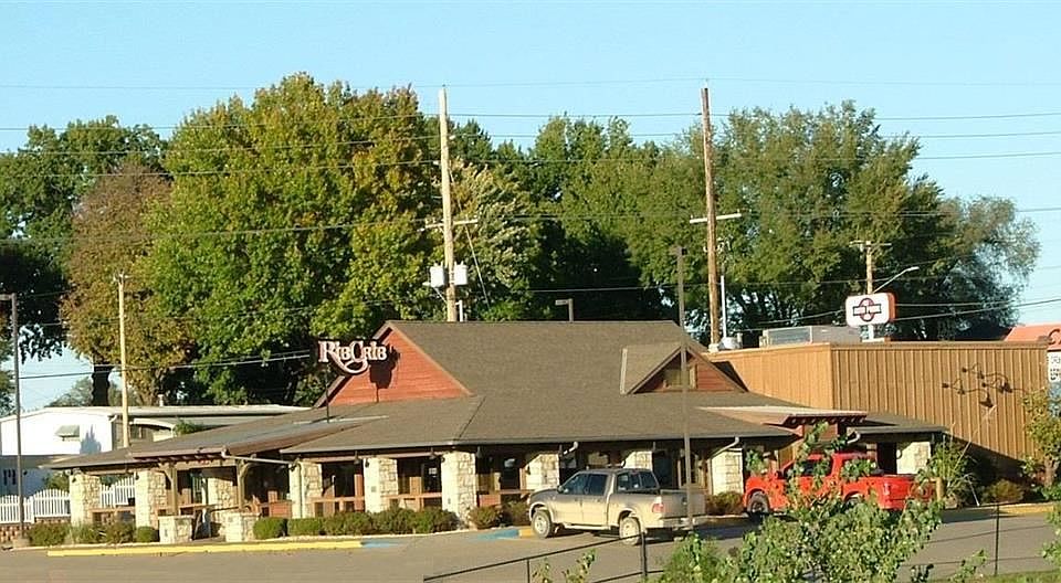 2nd image of 3704 Faraon St