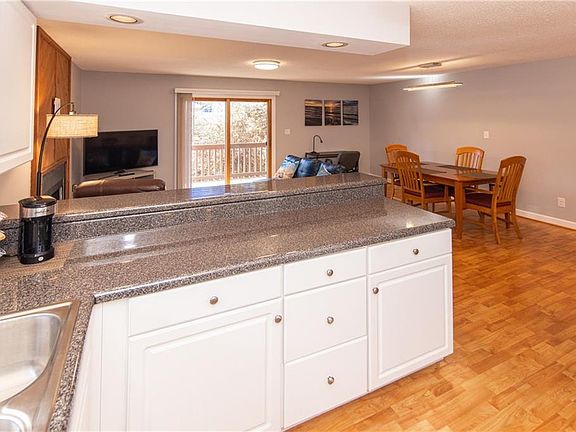 4th image of 3065 Cape Henry Ct