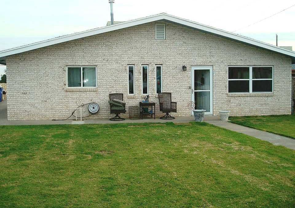 1st image of 8030 Gilbert Dr