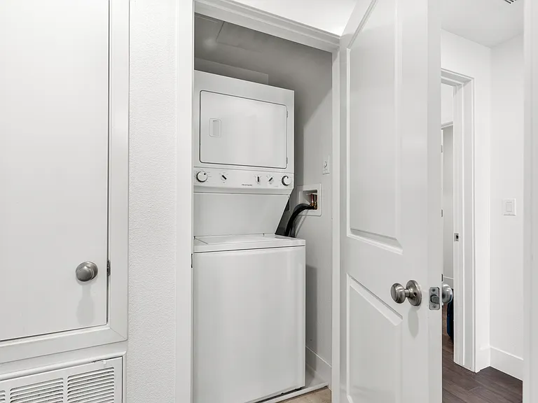 223 Baja Rose St — Photo 37