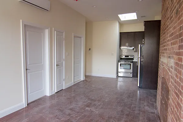 Rented by Strivers Management Group Corp (Brokerage) | media 6