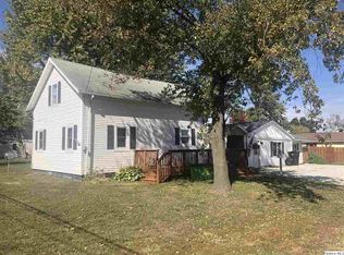 311 E Chestnut St, Mount Sterling, IL 62353
