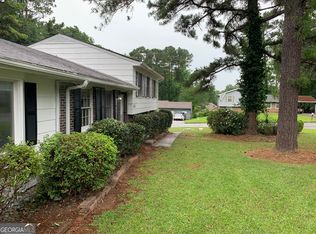 6953 Lodgepole Dr, Morrow, GA 30260