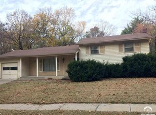 3008 Steven Dr, Lawrence, KS 66049