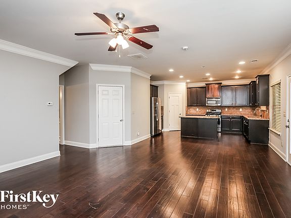 4th image of 722 Hope Hollow Ln