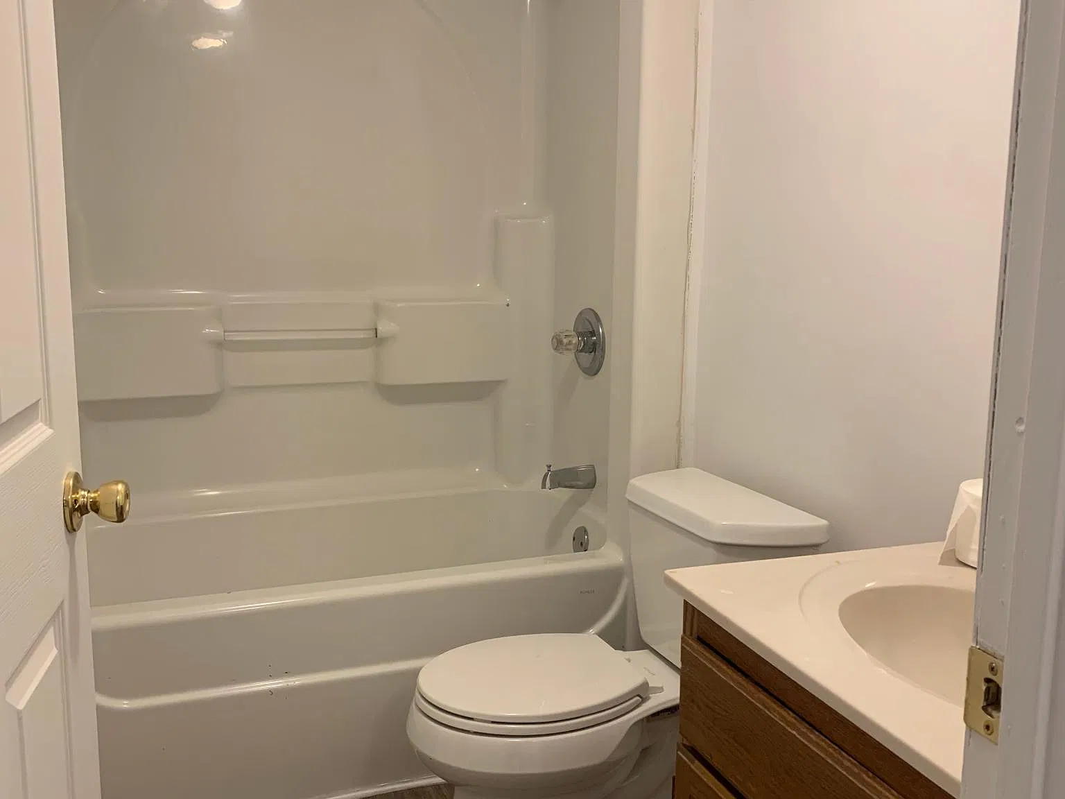 111 Manna Dr — Photo 3