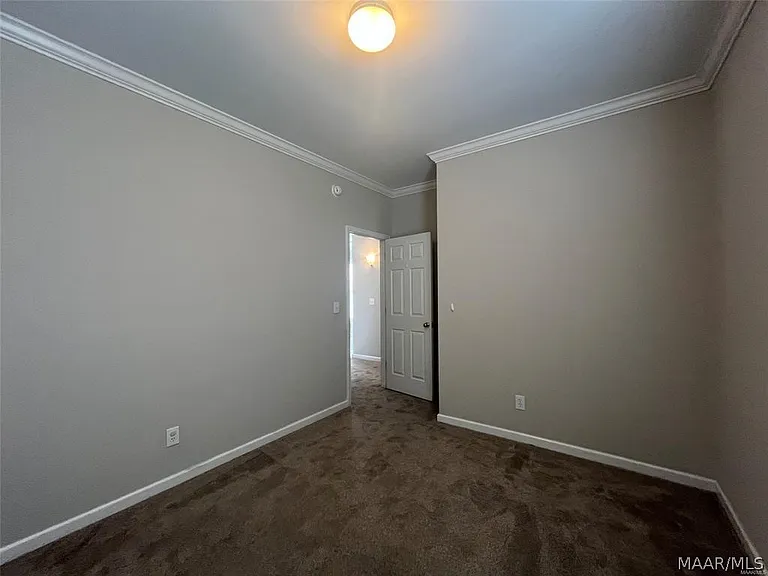 9515 Helmsley Cir — Photo 25