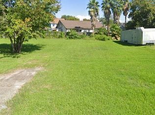 110 Dwire Dr, La Porte, TX 77571