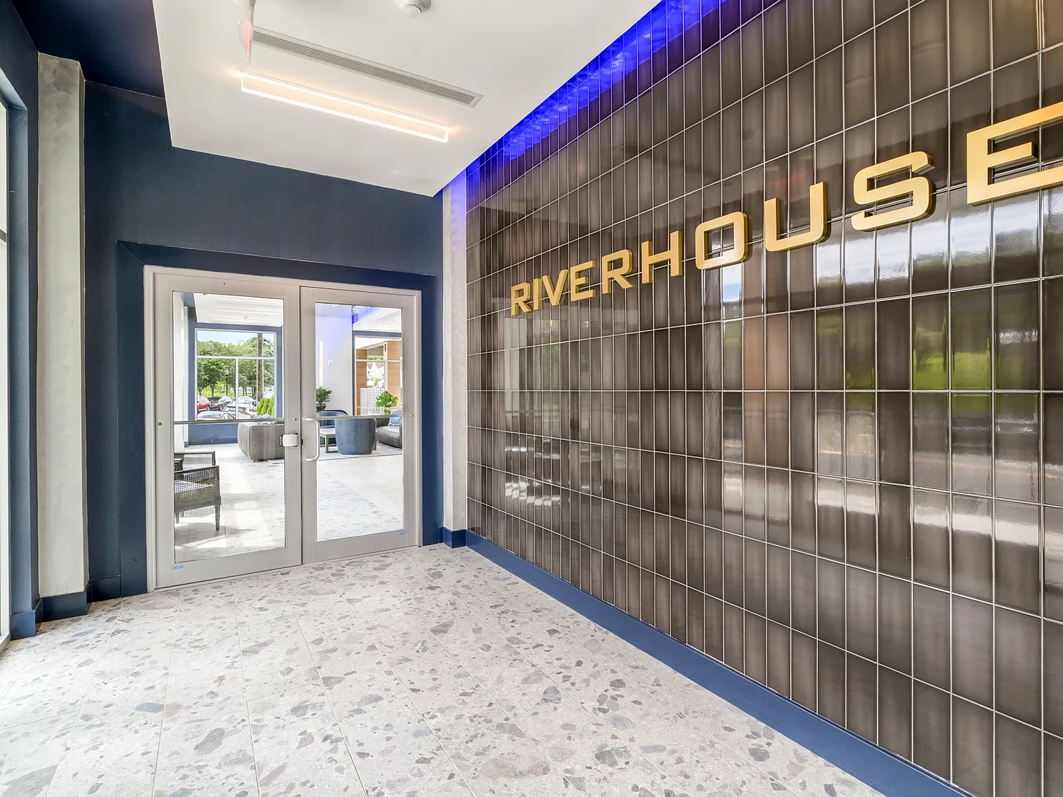 The Riverhouse — Photo 2