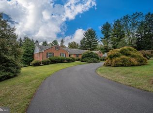 2170 Buttonwood Rd, Berwyn, PA 19312