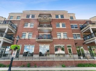 17200 S Oak Park Ave #305, Tinley Park, IL 60477
