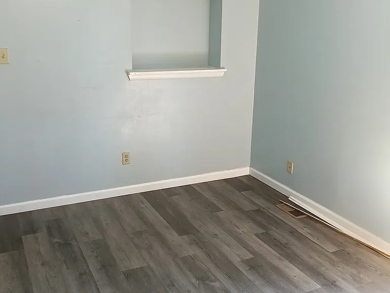 Pine Dr — Photo 8