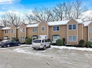 306 Aiken Ave APT 16, Lowell, MA 01850