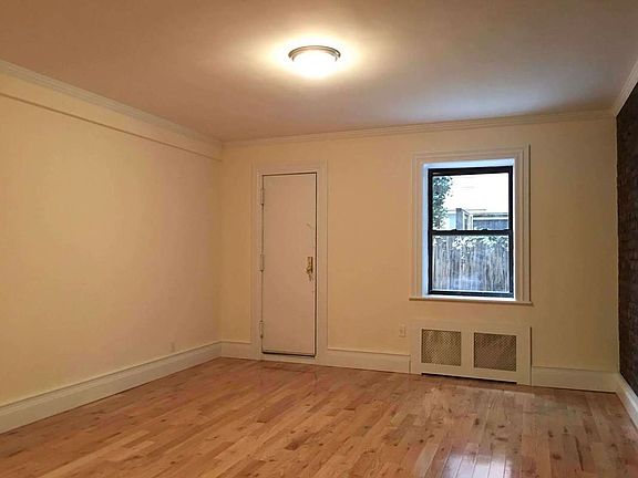 2nd image of 146 E 35th St APT 1D