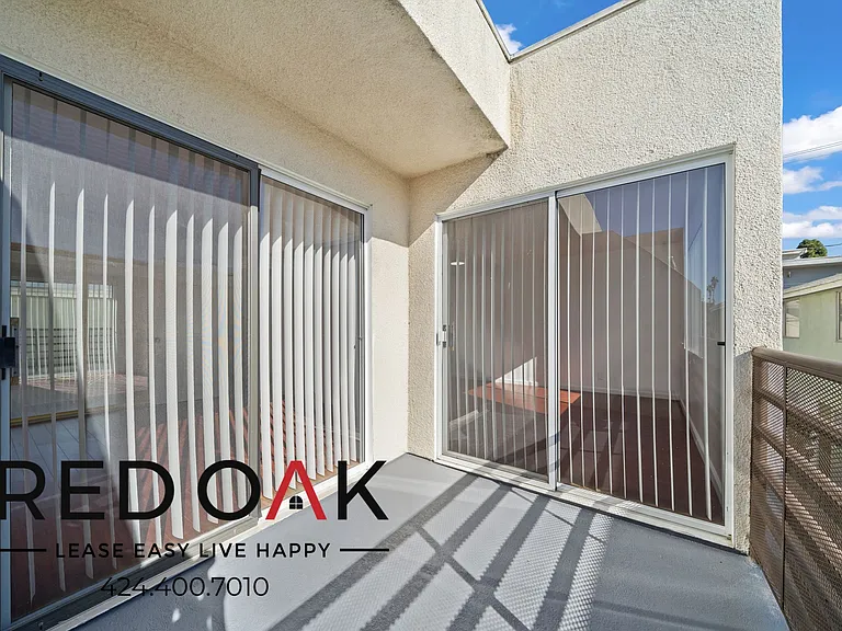 937 10th St #7 — Photo 10
