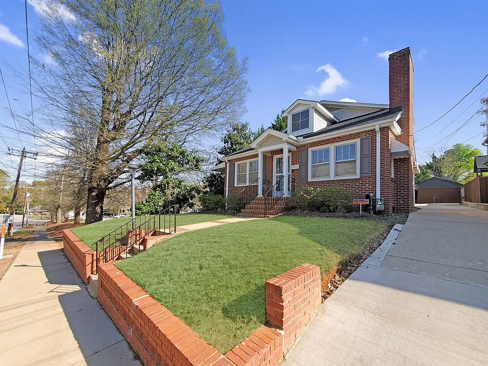 504 University Rdg