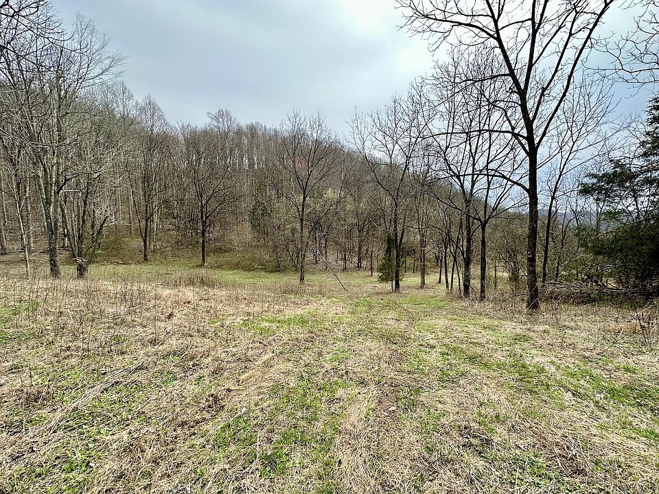 2nd image of Rivers Edge Ln