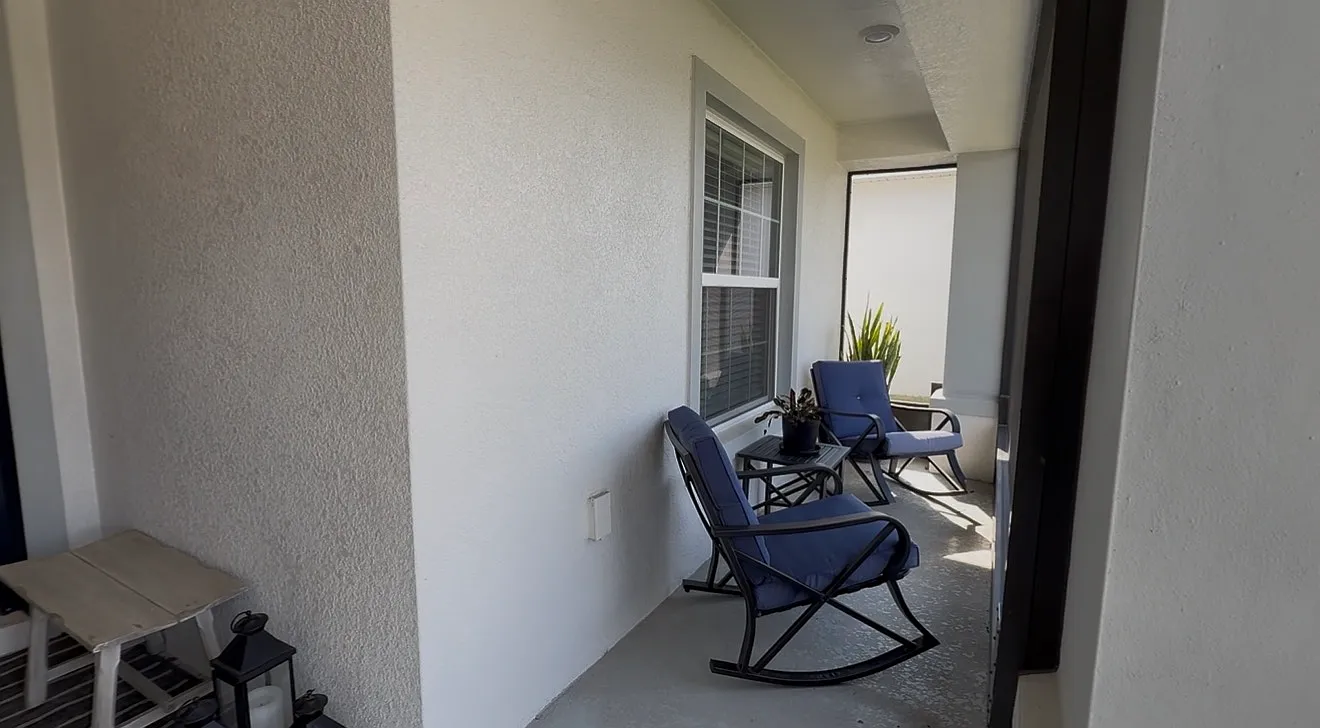 2 bed, 500 sqft, $1,250 — Photo 3