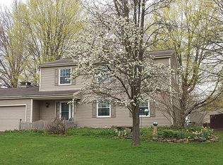 466 Garden Wood Dr, Youngstown, OH 44512