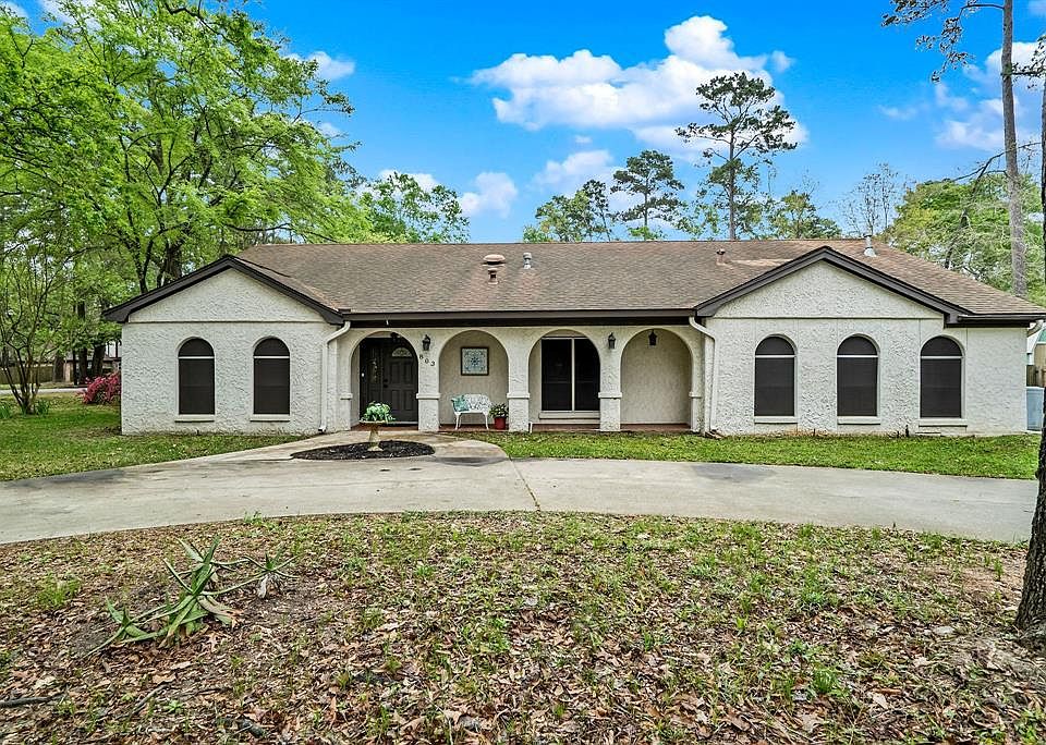 1st image of 803 Castle Hill Trl