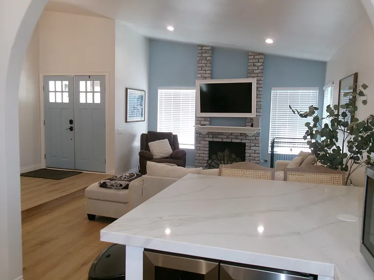 2202 Scenic Park St — Photo 12