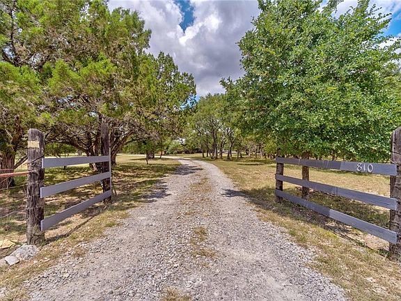 3rd image of 810 Barton Creek Dr