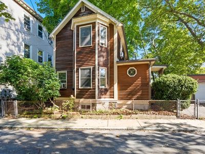 44 Newbern St, Jamaica Plain, MA, 02130