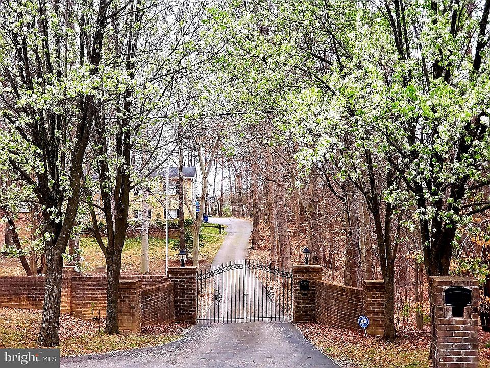 1st image of 12845 Old Bridge Ln