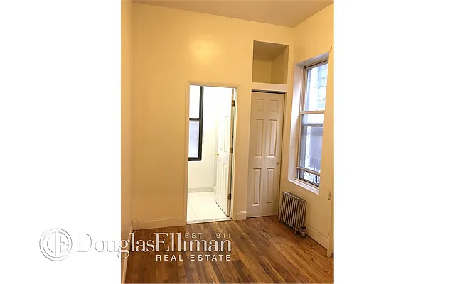 Rented by Douglas Elliman | media 21