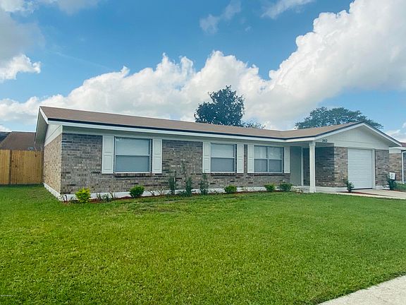 4th image of 2452 Alden Trace Blvd W