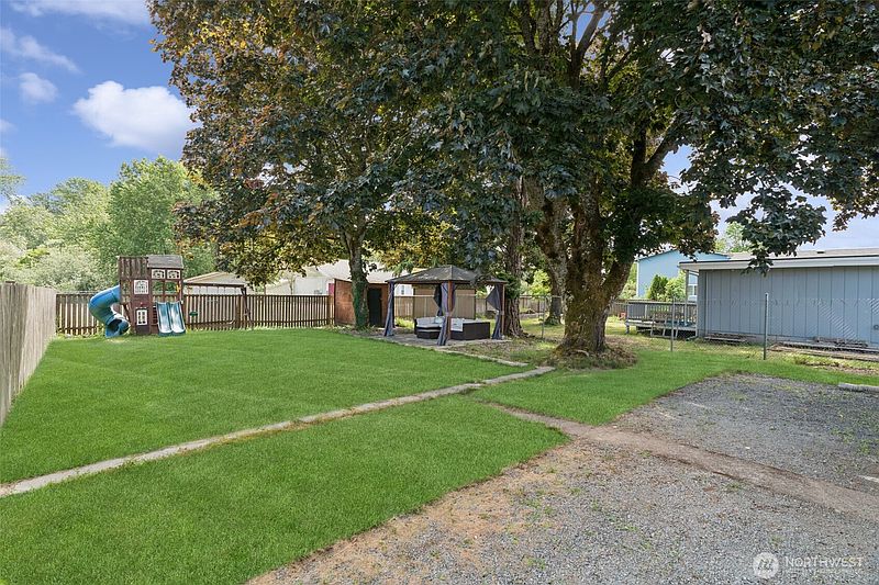 2nd image of 7609 A Street