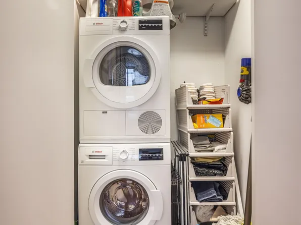 515 East 72nd Street image 7 of 15