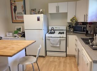 6111 Walnut St #1, Pittsburgh, PA 15206