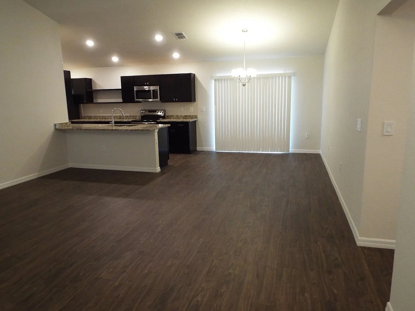 3 Bedroom 2 Bath 3507 SW 155th Lane - Marion Oaks — Photo 3