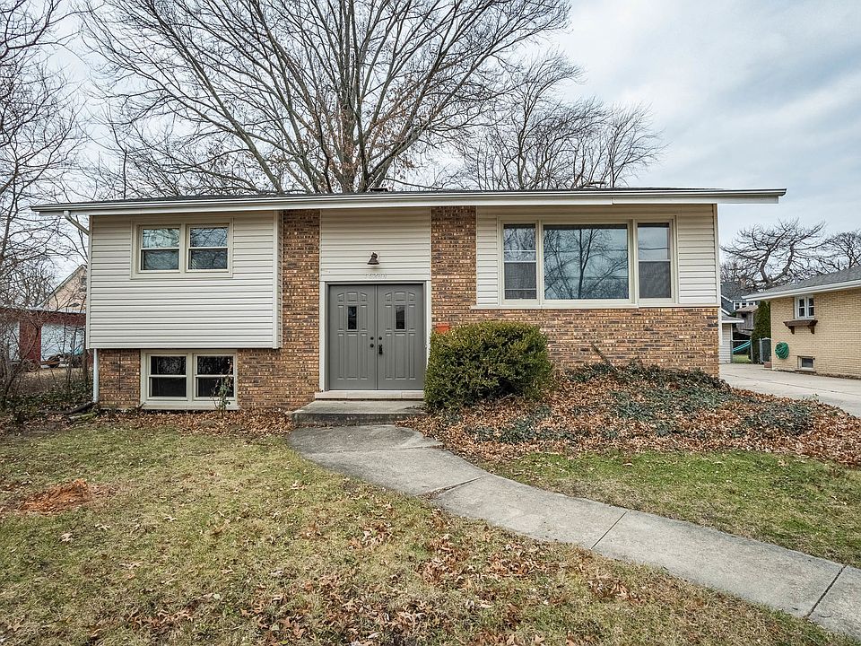1st image of 16244 Lowell Ave