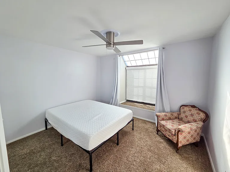 2505 Wedglea Dr — Photo 13