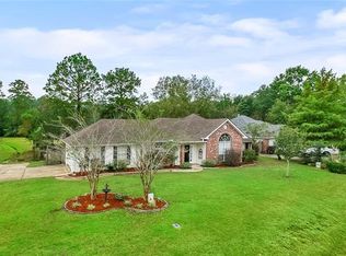 228 Woodcrest Dr, Covington, LA 70433