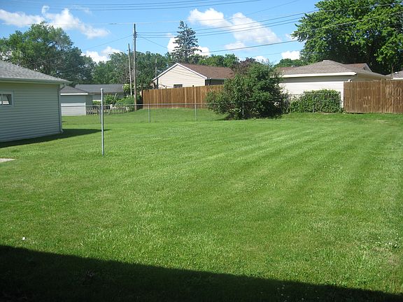 large back yard view  2