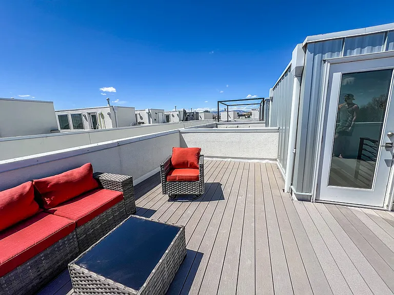 1624 N Irving St #5 — Photo 30