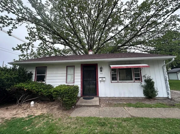 201 E Columbia St, Danville, IL 61832