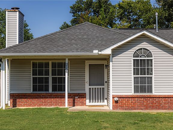 5th image of 2156 Wood Tree Ct